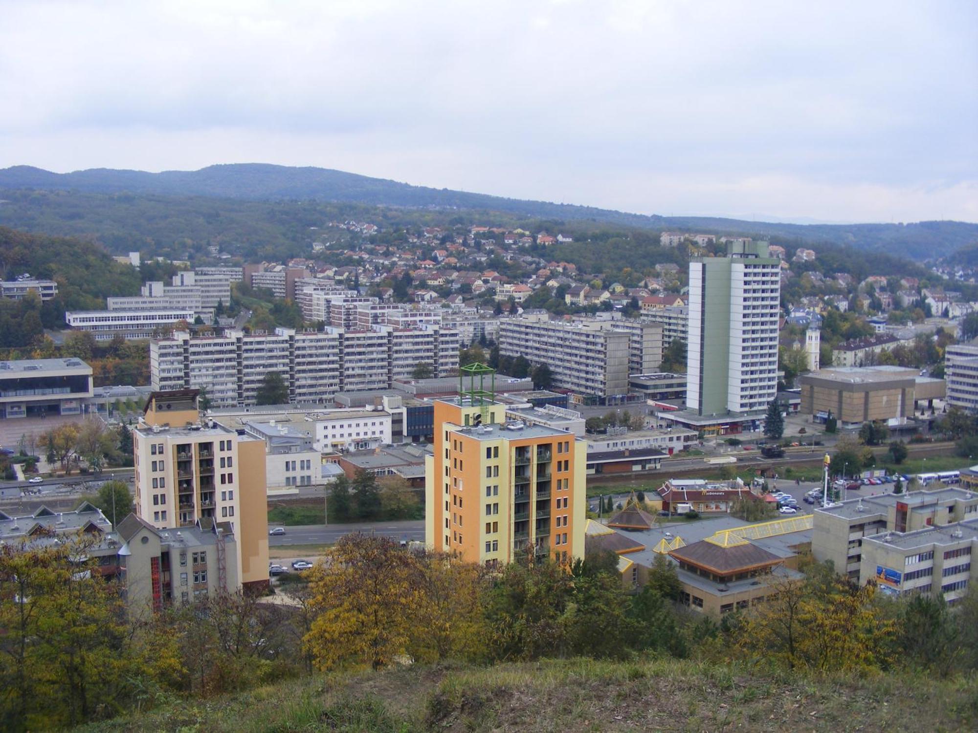 Ferienwohnung Goldapartman Salgótarján Exterior foto